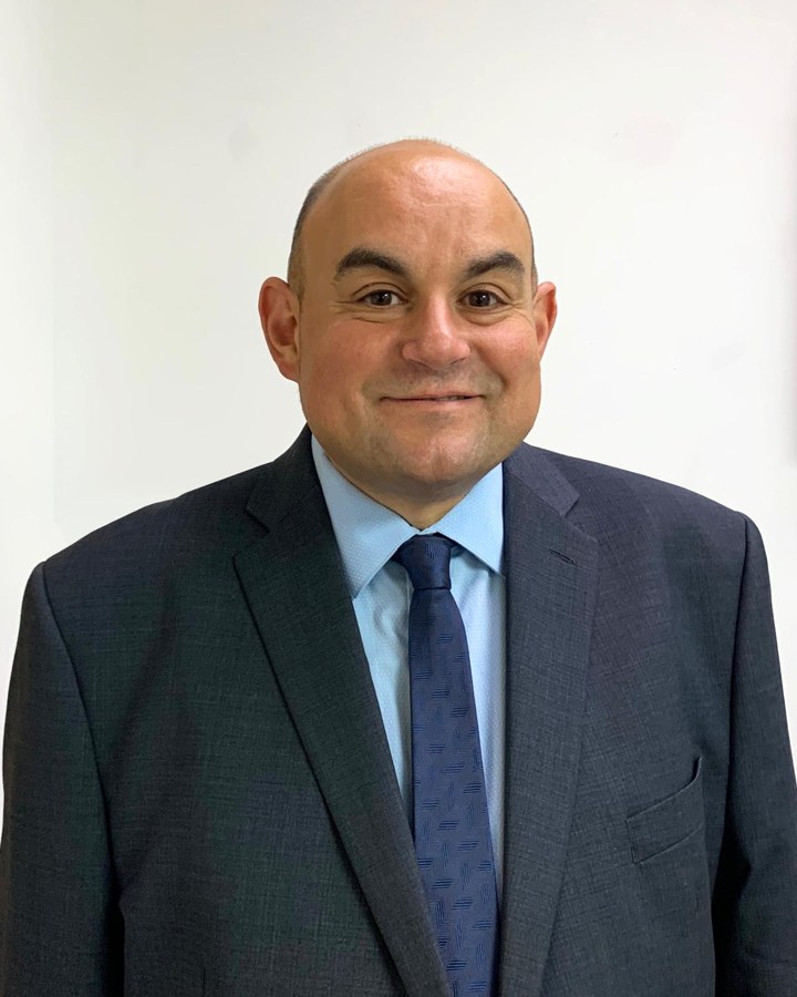 Michael Alam, Program Advisor